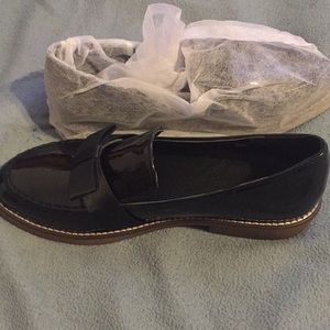 PATENT LEATHER LOAFERS